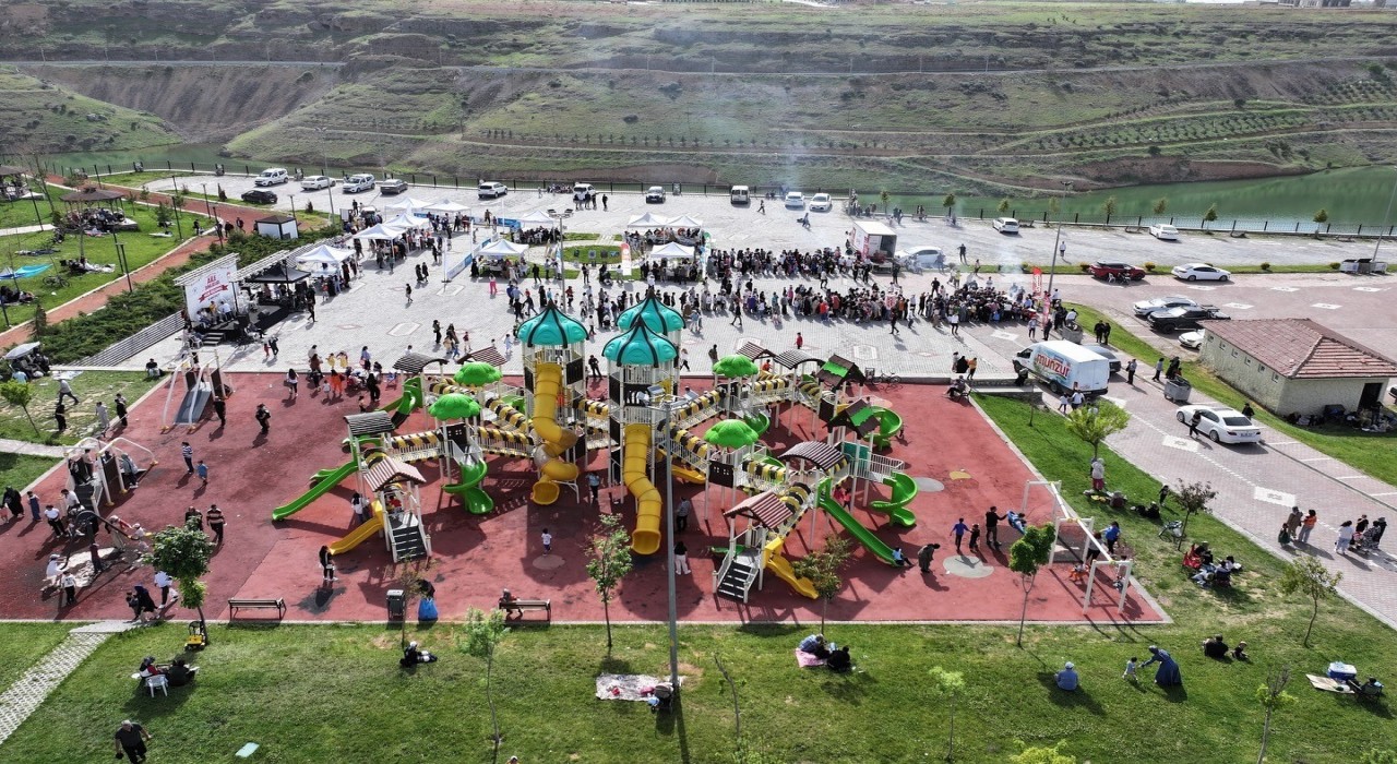 Yeşilyurt Aile Şenliklerinde coşku zirveye çıktı