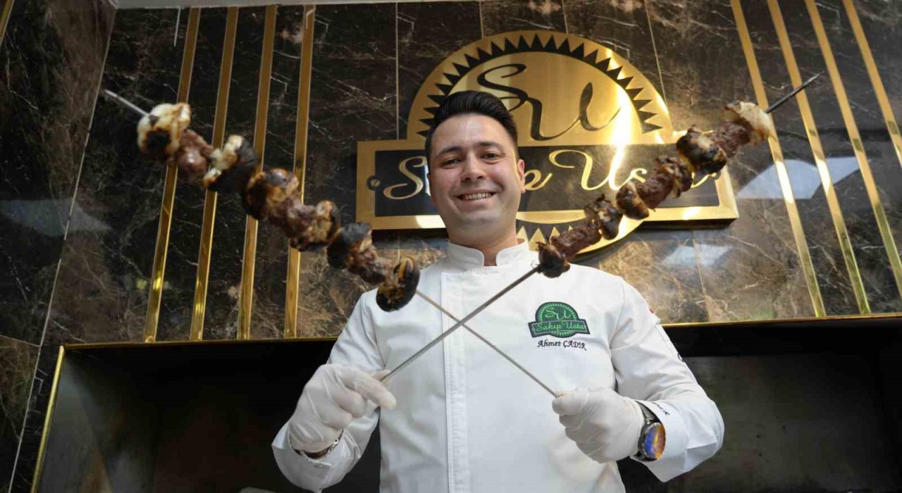 Yılda sadece 3 hafta yapılan sarımsak kebabı damak çatlatıyor