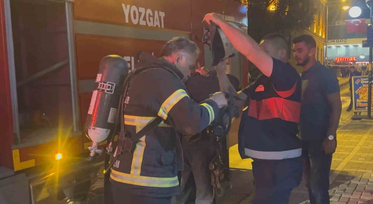 Yozgatta iş yeri yangını