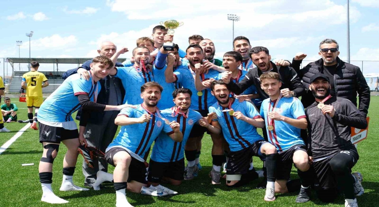 YURTLİGde şampiyon Trabzon