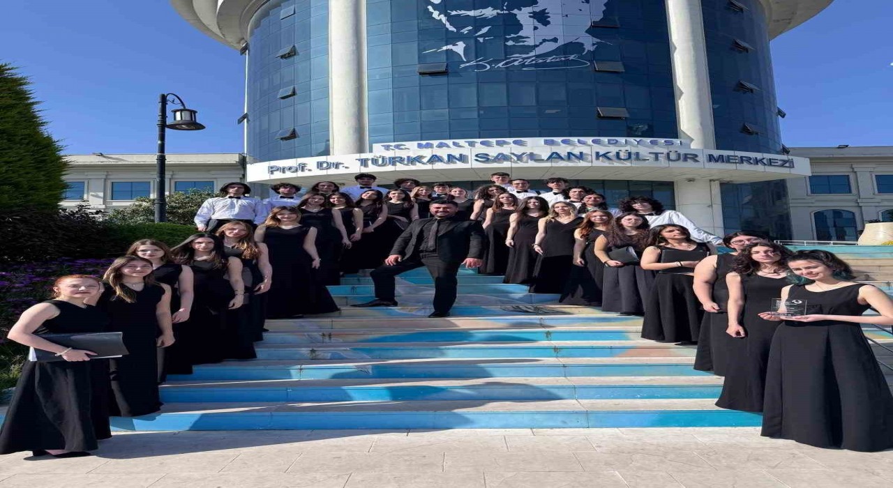 Zeki Müren Güzel Sanatlar Lisesi Çoksesli Korosundan uluslararası başarı