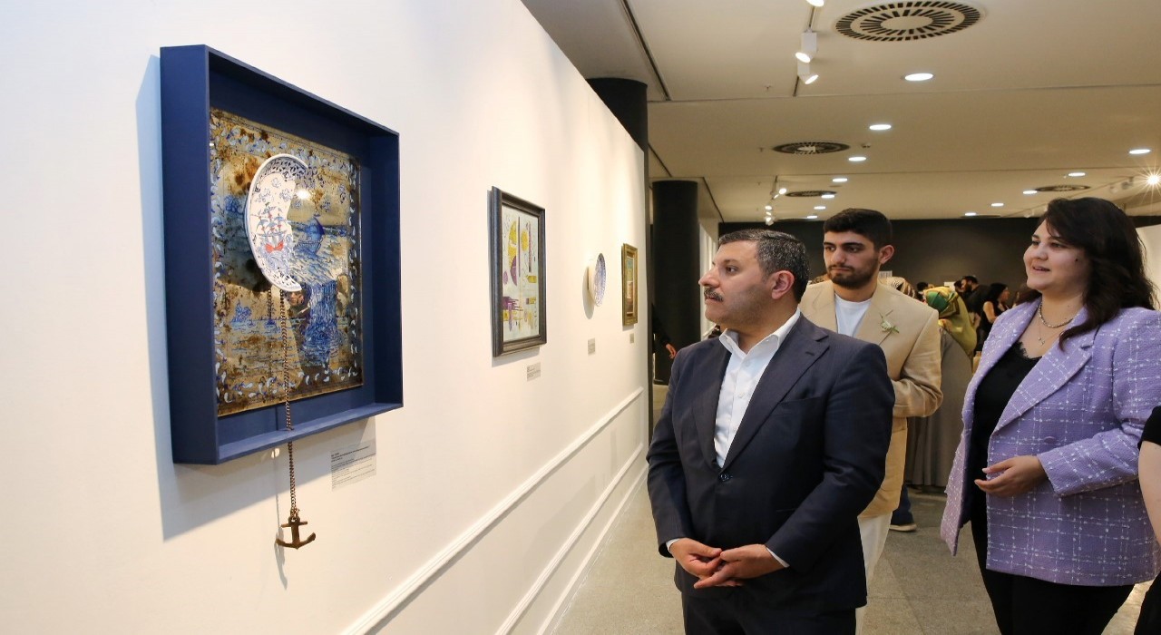 Zıtlık sergisi Galeri Cennette kapılarını araladı