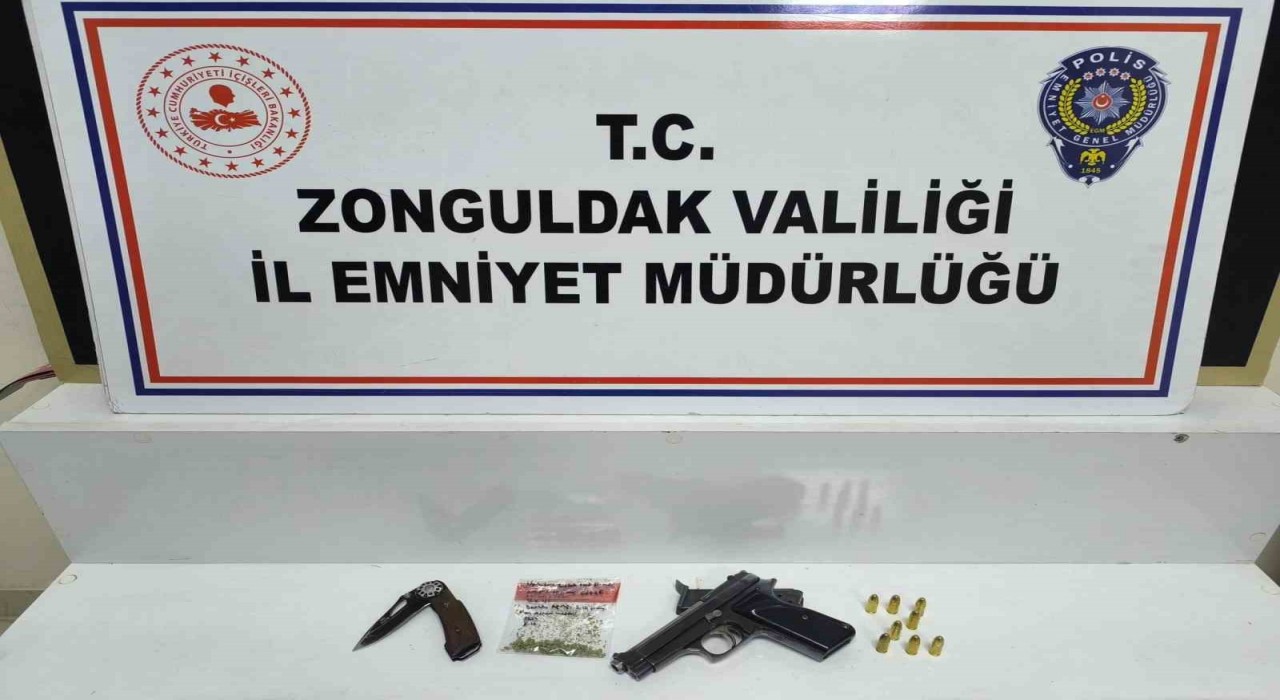 Zonguldakta asayiş uygulamasında ruhsatsız silah ve uyuşturucu ele geçirildi