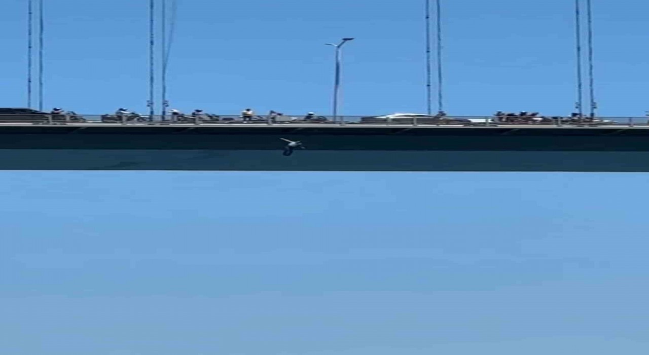 15 Temmuz Şehitler Köprüsünden atlayan bir kişi hayatını kaybetti