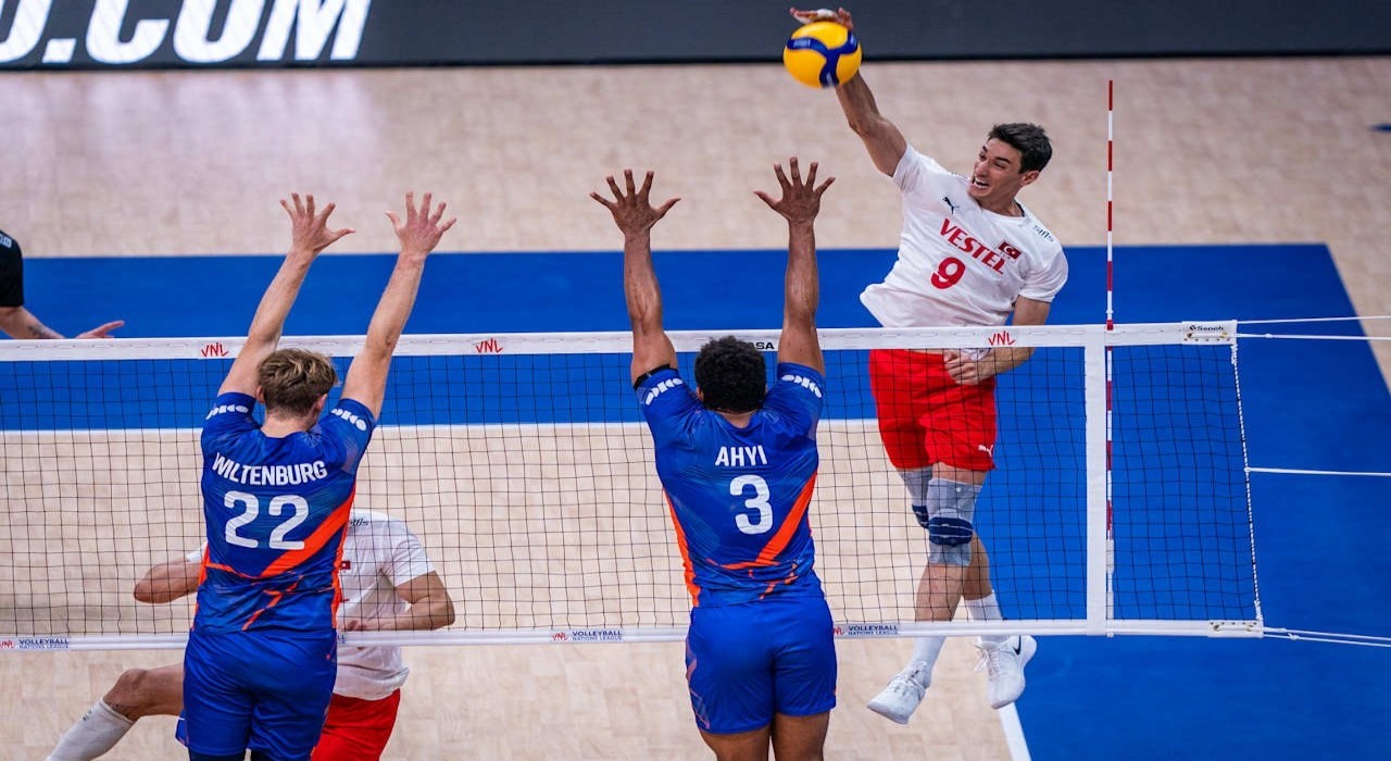 2025 Voleybol Milletler Ligi: Hollanda: 3 - Türkiye: 1