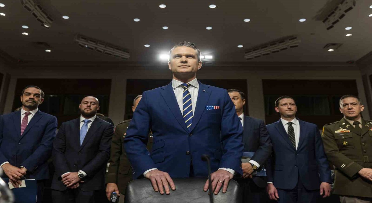 ABD Savunma Bakanı Hegseth: Ordumuz, Trumpın İran emirlerini uygulamaya hazır