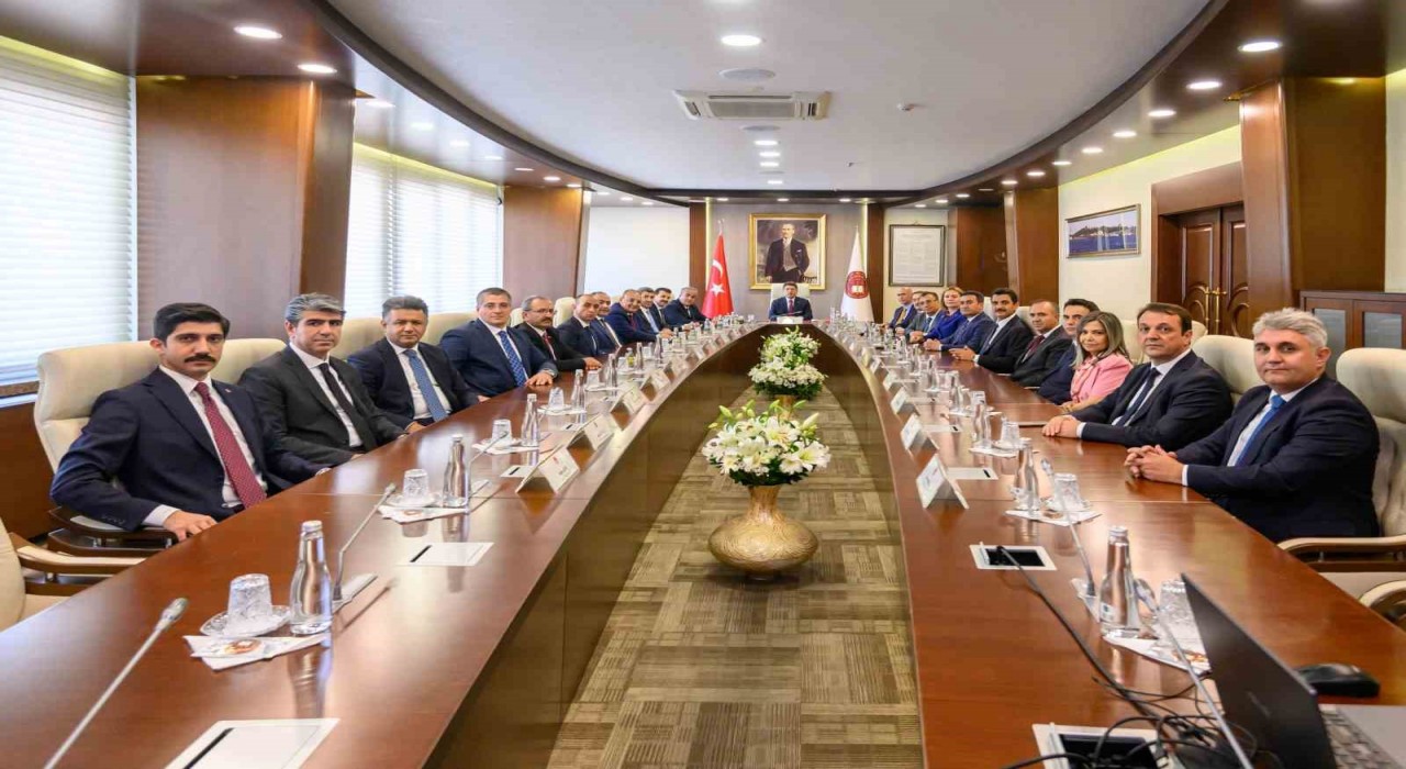Adalet Bakanı Tunç: Yargının fiziki kapasitesi küçümsenmeyecek derecede artırılmıştır