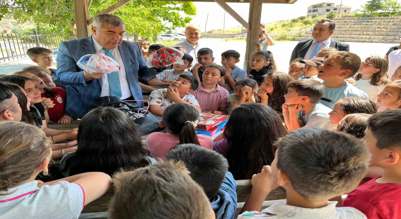 Afyonkarahisar Aile ve Oyun Haftasında renkli görüntüler