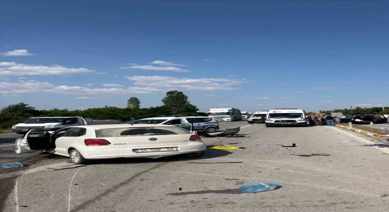 Afyonkarahisarda kaza: 1 ölü, 3 yaralı