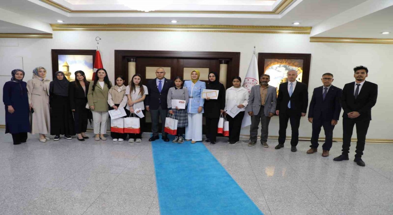 Ağrıda Okulum Beni Bekler projesiyle 2 bin 129 öğrenci yeniden eğitime kazandırıldı