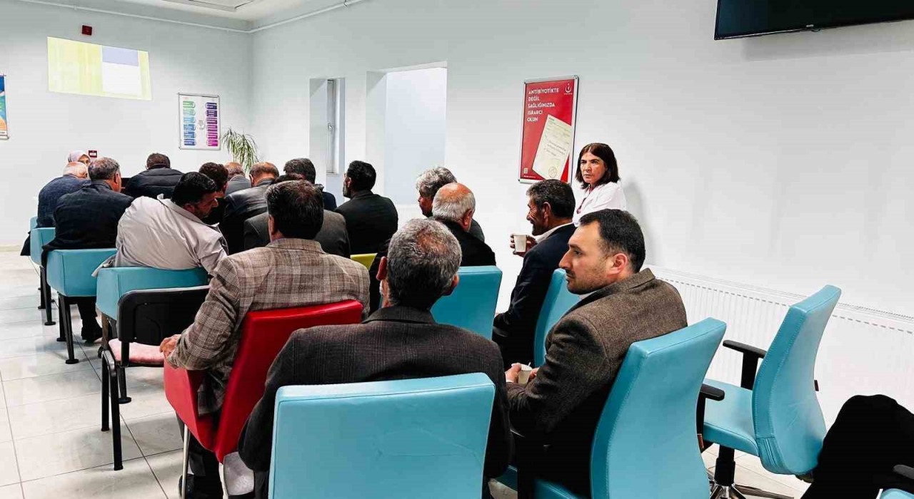 Ahlatta SAHA eğitimleri veriliyor