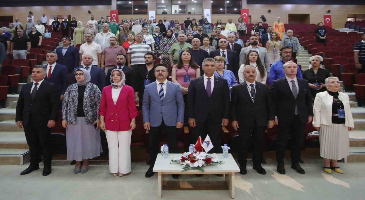 AİÇÜde EJER kongresi başladı