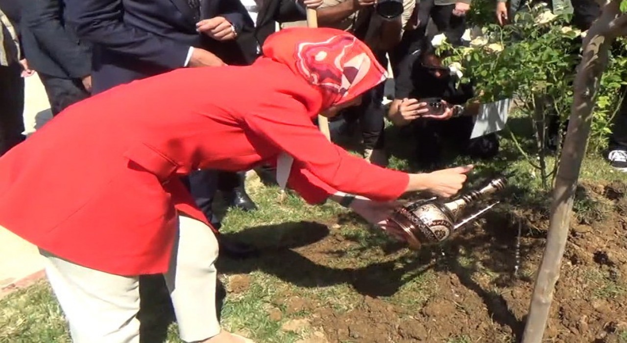 Aile ve Sosyal Hizmetler Bakanı Göktaş, Tuncelide