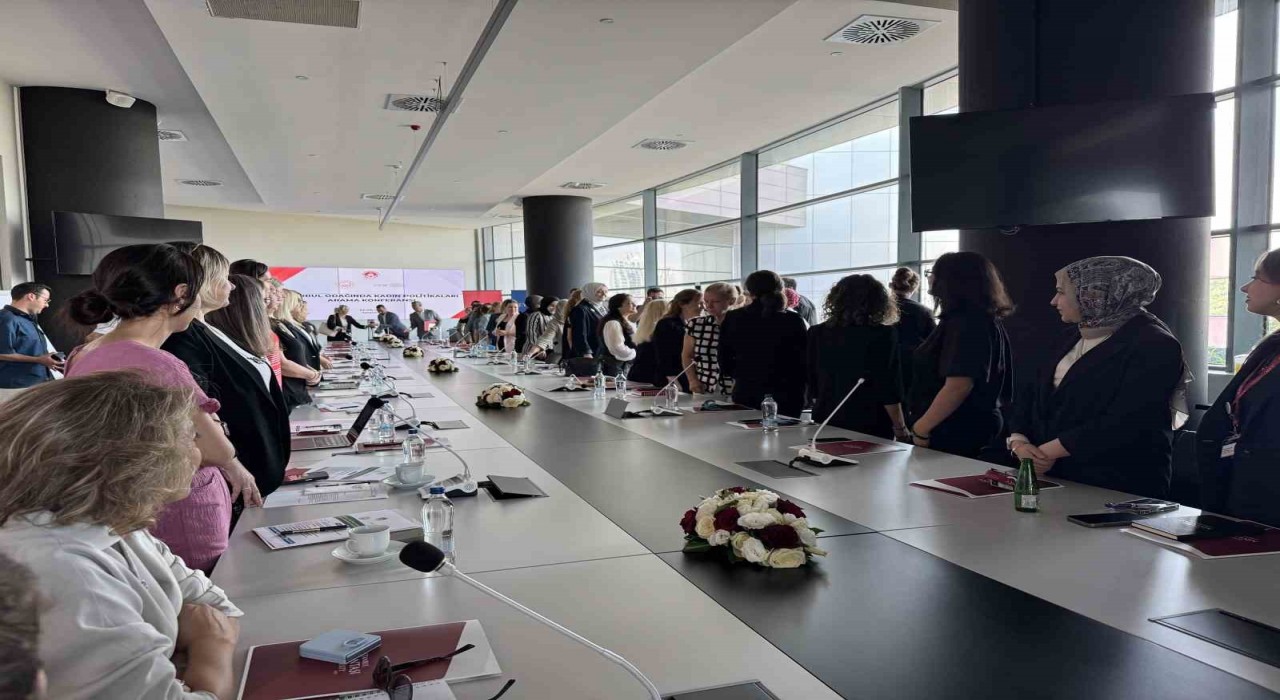 Aile ve Sosyal Hizmetler Bakanı Göktaş, Türkiyenin geleceğinde kadının önemine vurgu yaptı