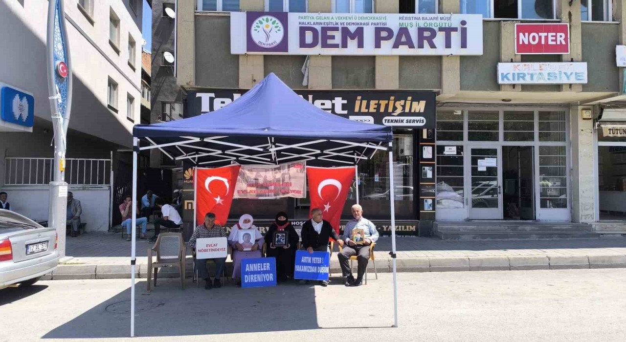 Ailelerin sessiz çığlığı 200 haftadır dinmiyor