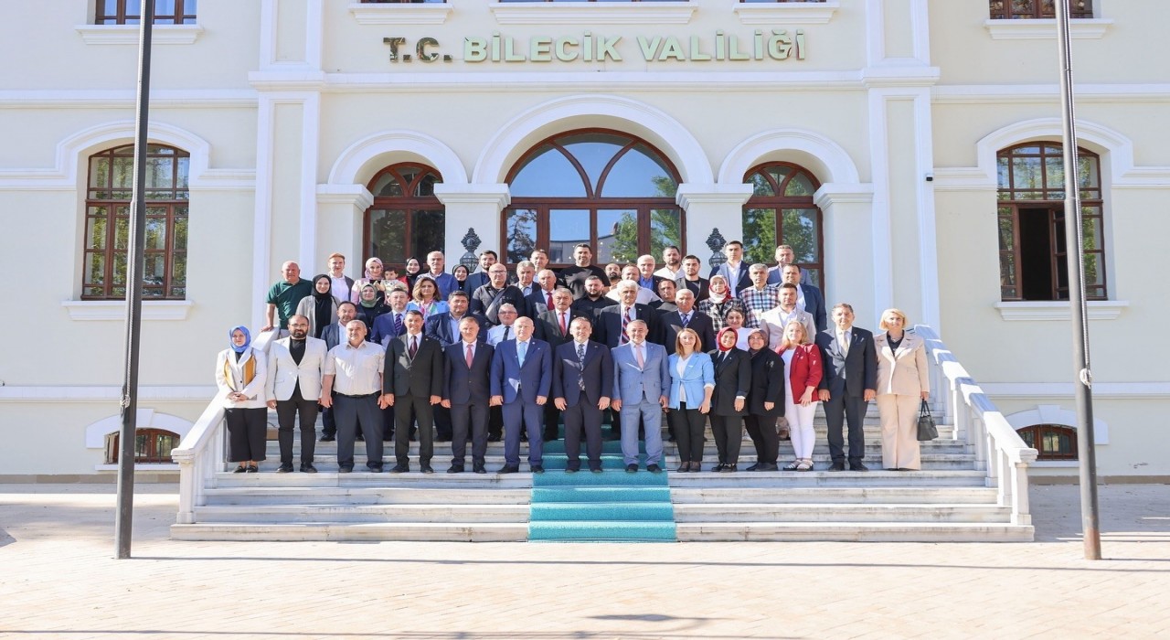 AK Parti Bilecik teşkilatından Vali Sözere hayırlı olsun ziyareti