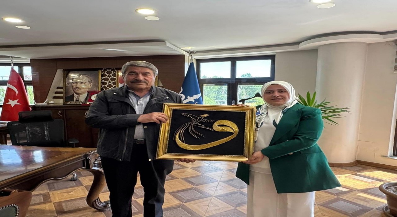 AK Partili kadınlardan Başkan Taşkına ziyaret