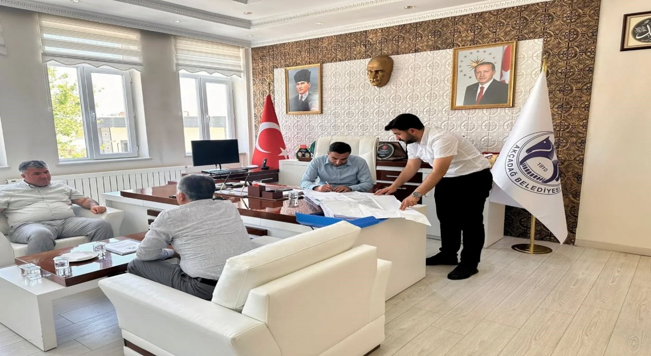 Akçadağda sağlık altyapısına güçlü destek