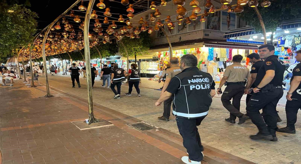 Alanyada huzur uygulaması