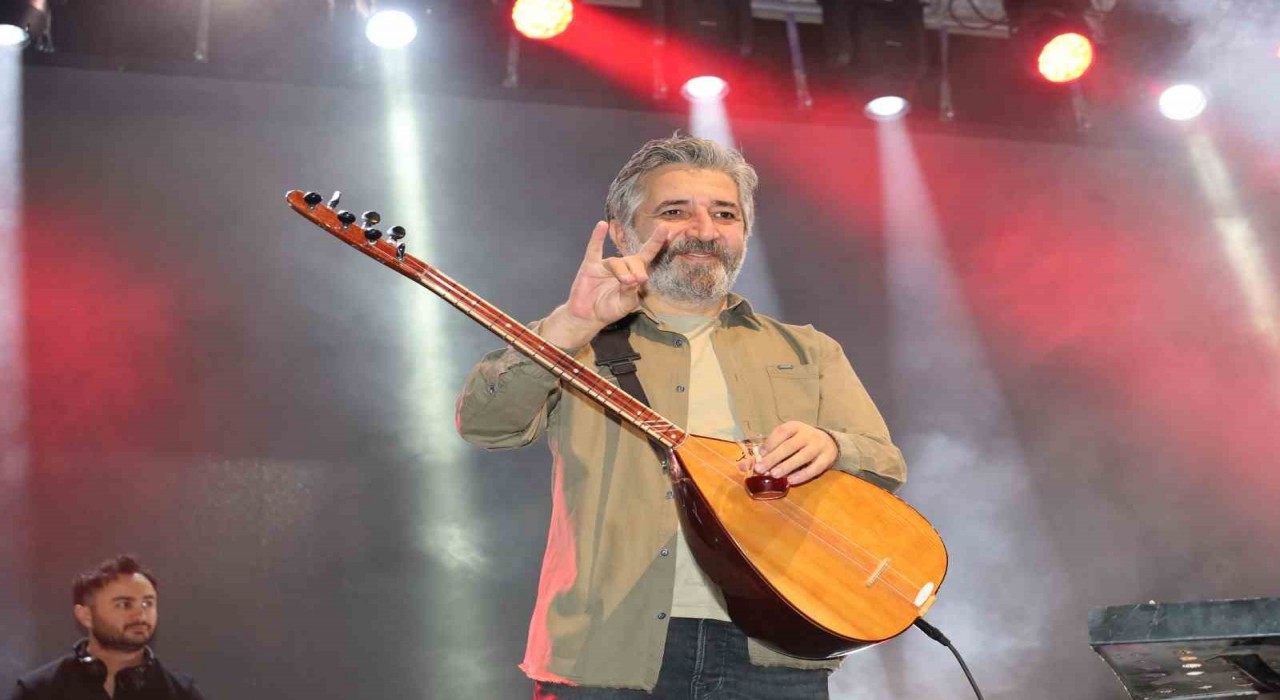 Ali Kınık: Bu milletin evlatlarını LGBT gibi sapkınlıklara kurban vermeyeceğiz