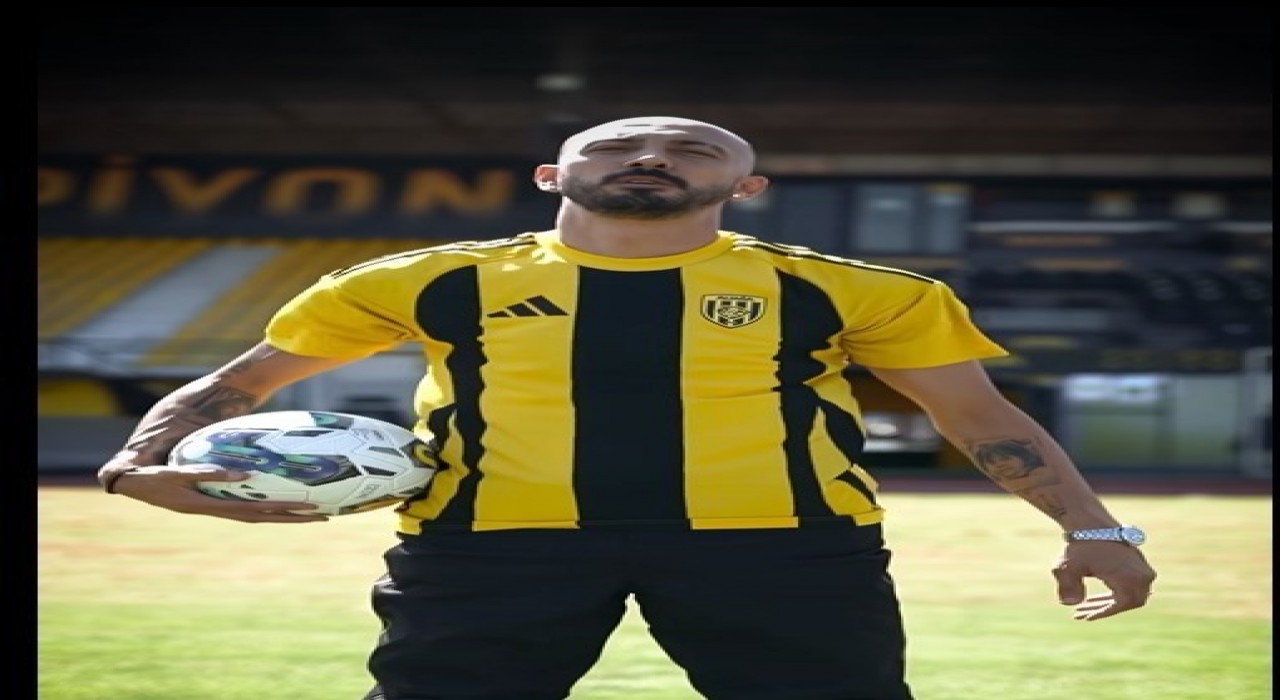 Aliağa FKdan flaş transfer: Ahmet İlhan Özek resmen imzayı attı