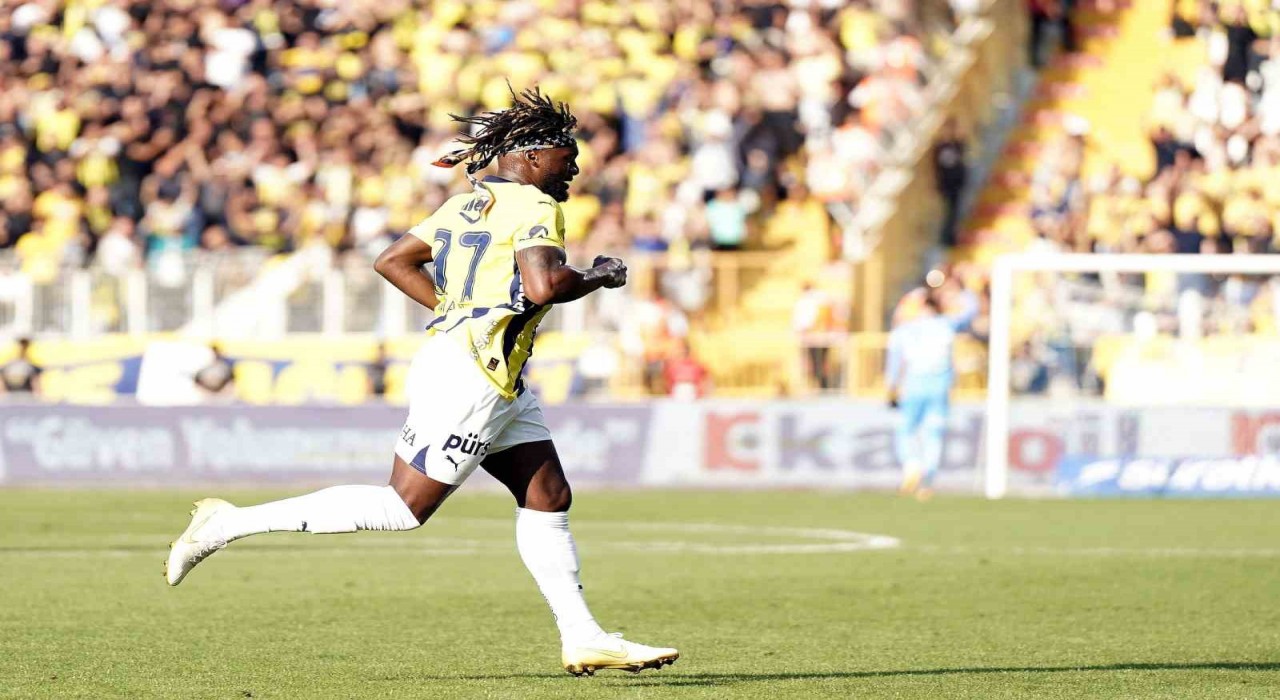 Allan Saint-Maximin: Fenerbahçenin her zaman kalbimde ayrı bir yeri olacak