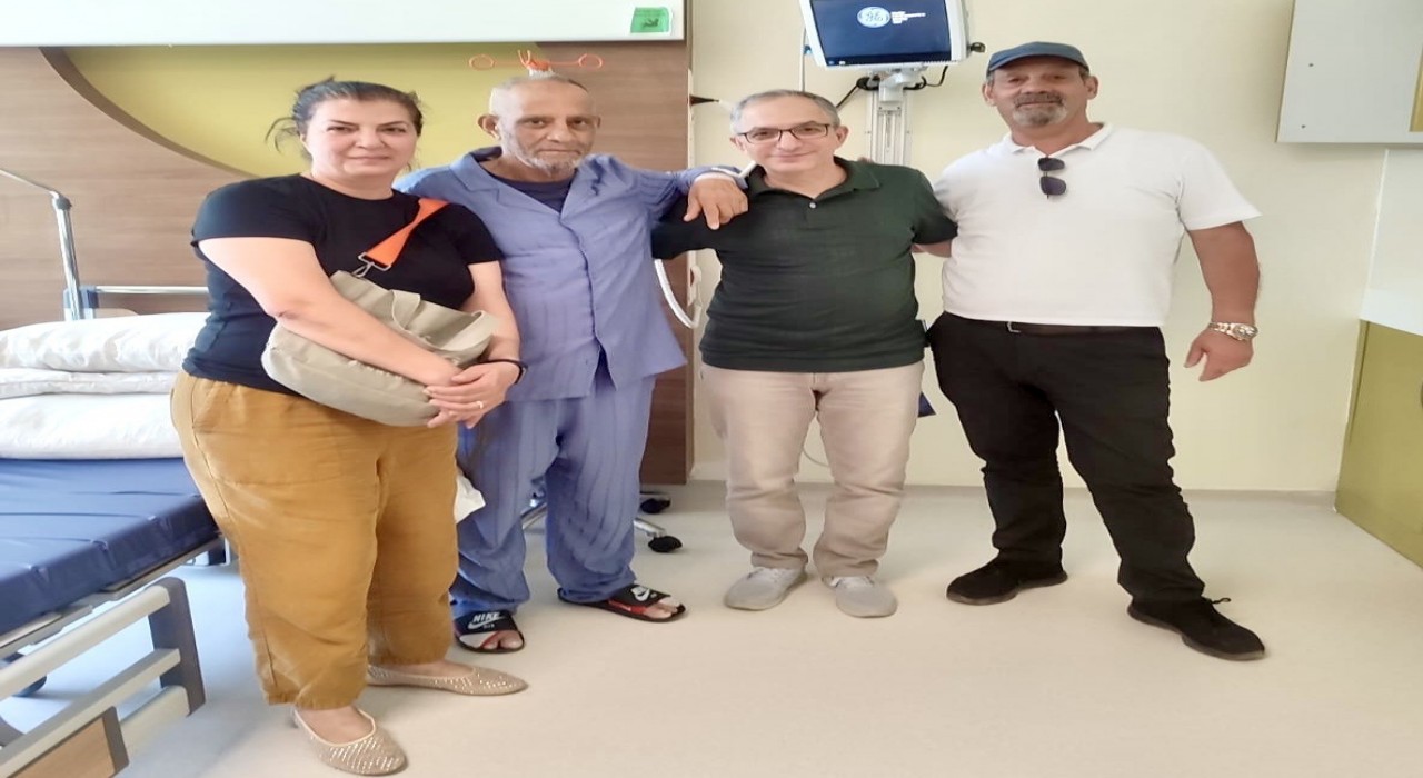 Alman doktorların ‘yaşayamaz dediği hastayı Türk hekimler hayata döndürdü