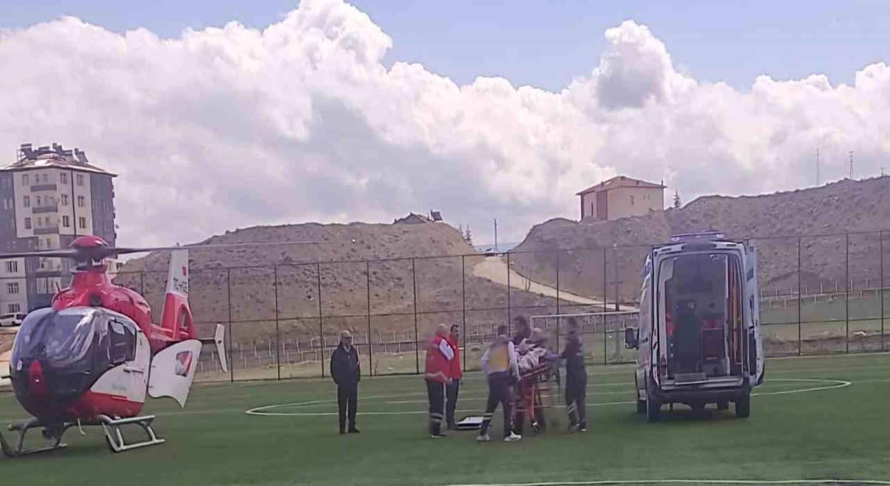 Ambulans helikopter Malatyada 2 hasta için havalandı