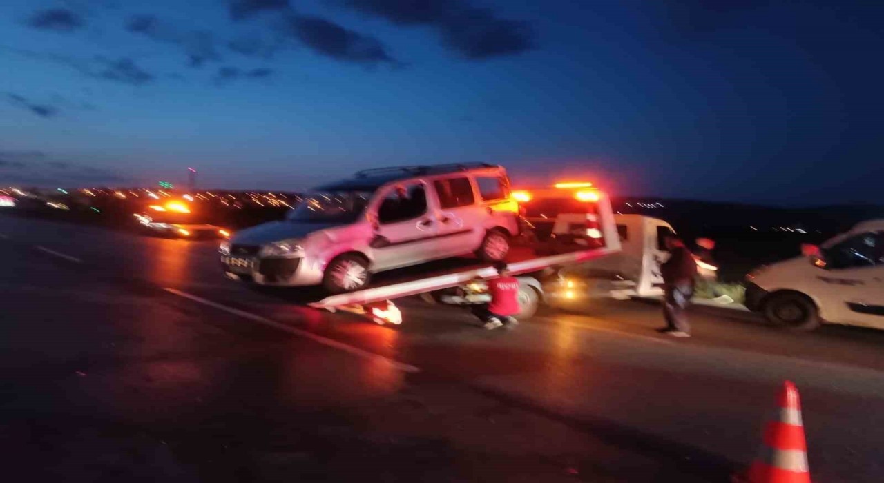 Ankarada zincirleme trafik kazası: 1 yaralı