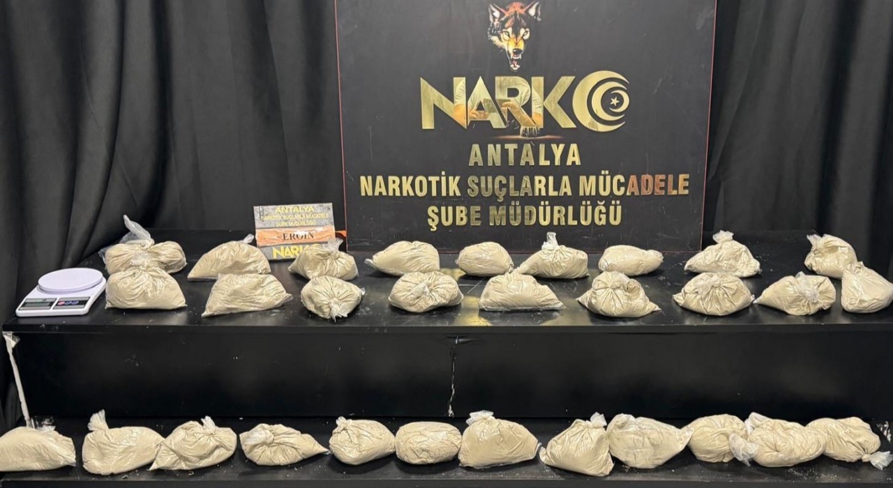 Antalyada 15 kilogram eroin ele geçirildi