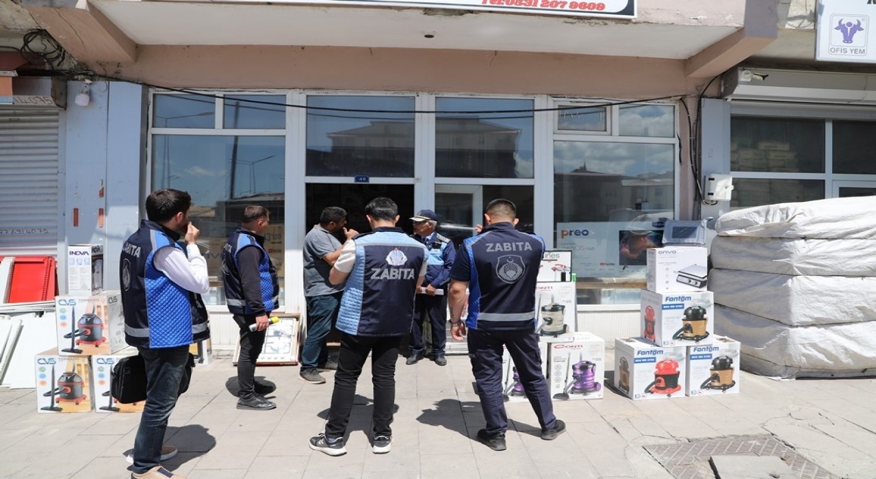 Ardahanda kaldırım işgaline geçit yok