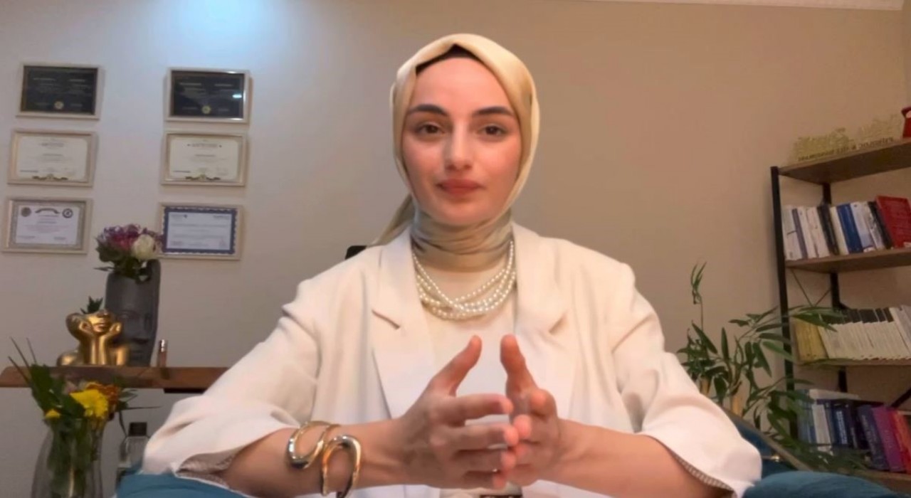 Arnavutköyde çocuk parkında akran zorbalığı kamerada