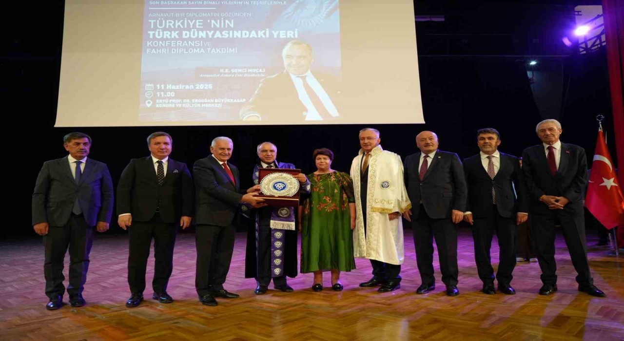 Arnavutluk Eski Büyükelçisi Genji Mucaja Fahri Doktora Ünvanı