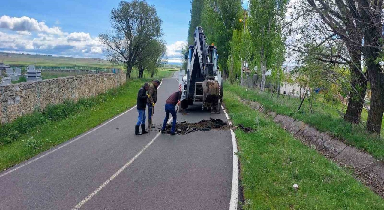 Arpaçayda tahrip edilen su şebekesi onarıldı