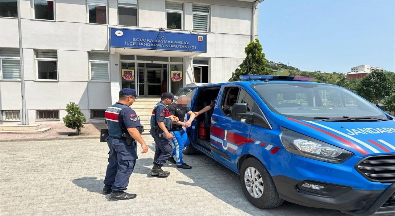 Artvinde 27 yıl hapis cezası bulunan şahıs yakalandı