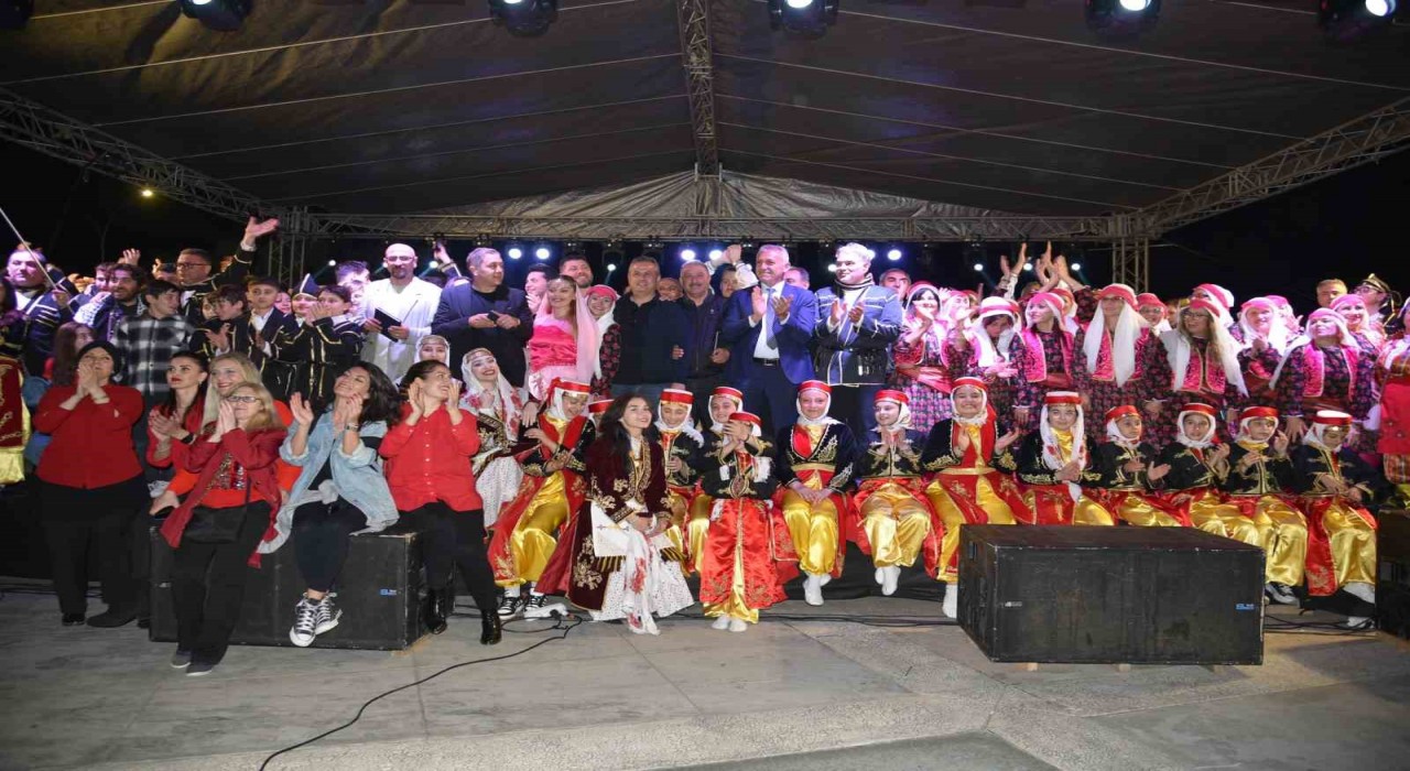 Atakumda 19 Mayıs coşkusu yeniden yaşatıldı