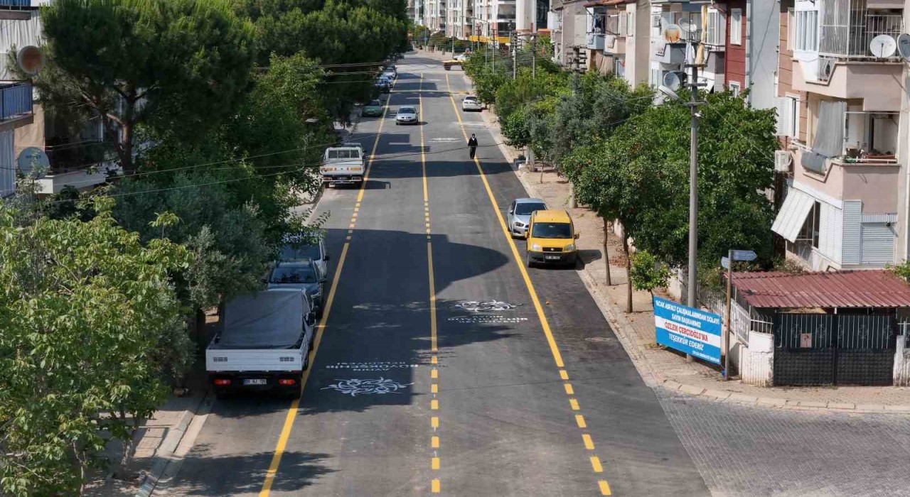 Aydın Büyükşehir Belediyesi yol çalışmalarını sürdürüyor