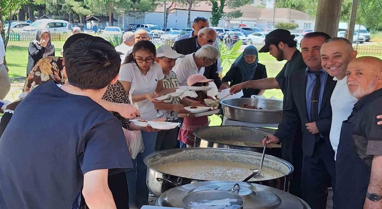 Bafra Kolayda Keşkek Günü coşkusu