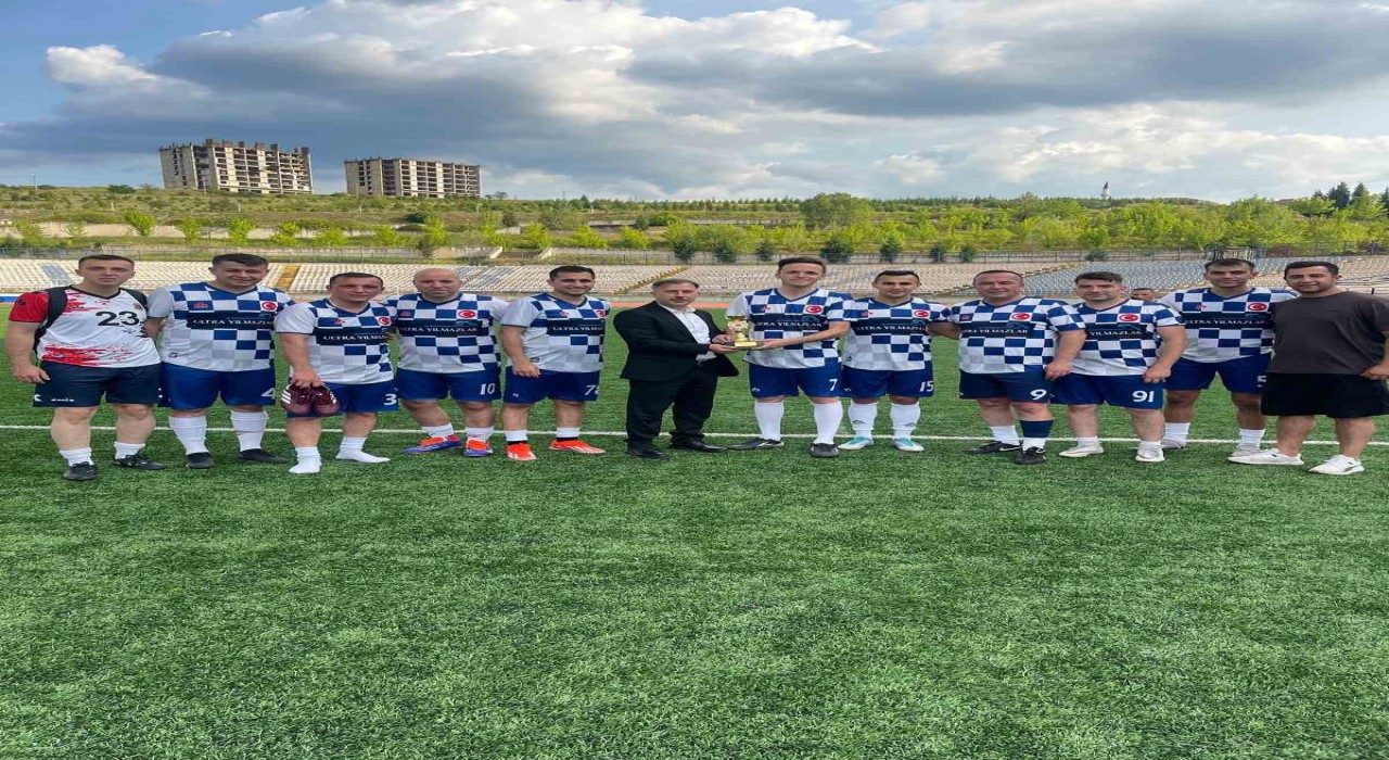 Bahar Futbol Turnuvasında şampiyon Eskipazar Cezaevi