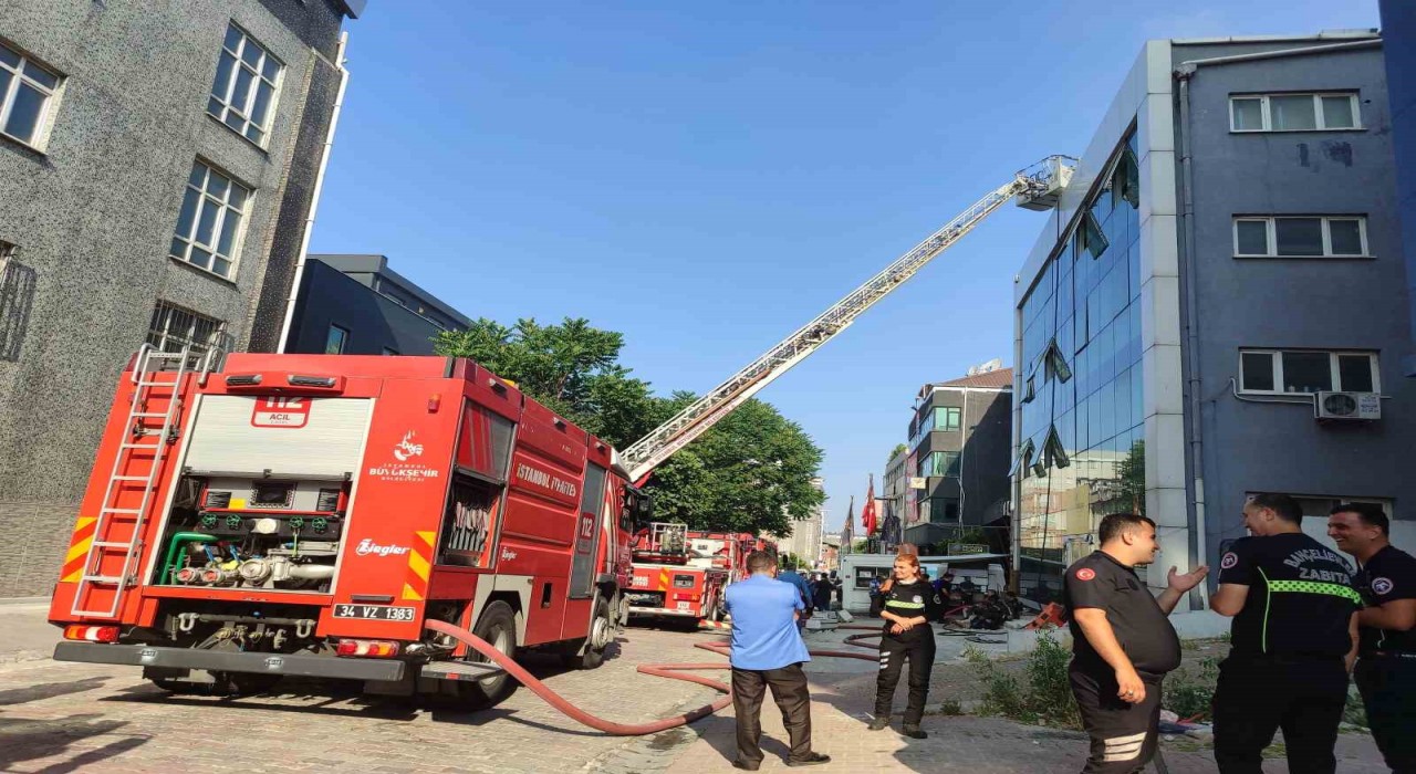 Bahçelievlerde korkutan yangın