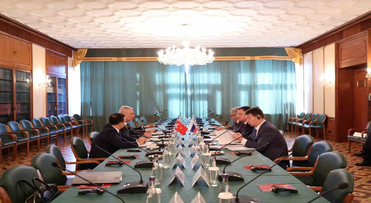 Bakan Bolat, Rusya Başbakan Yardımcısı Novak ile görüştü