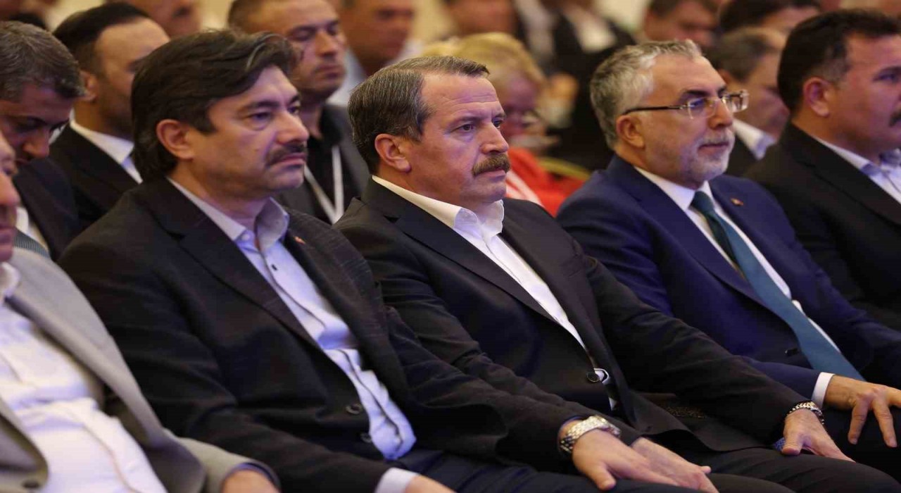 Bakan Işıkhan: 500 bin kadın, 500 bin genç, 45 bin engelli ve 275 bin yükseköğretim mezununu istihdama kazandırmayı hedefliyoruz