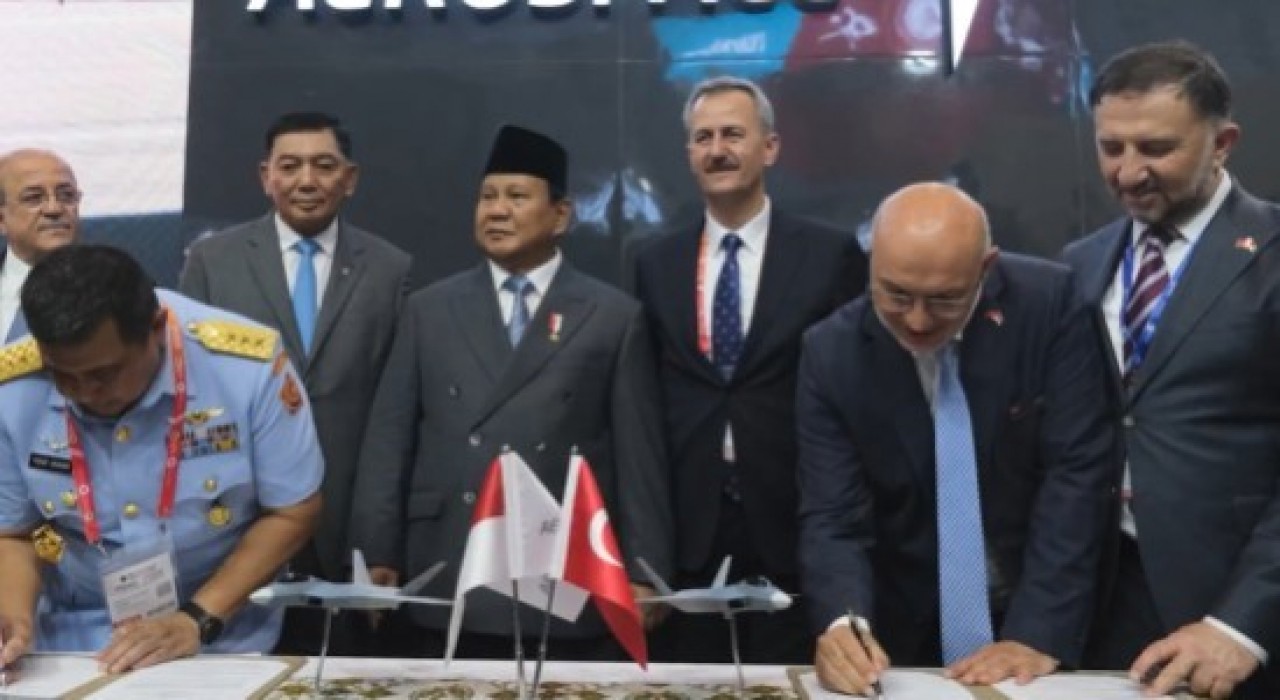 Bakan Kacır: 48 adet KAANın Türkiyede üretilerek Endonezyaya ihraç edilmesi projesi ülkelerimiz için hayırlı olsun