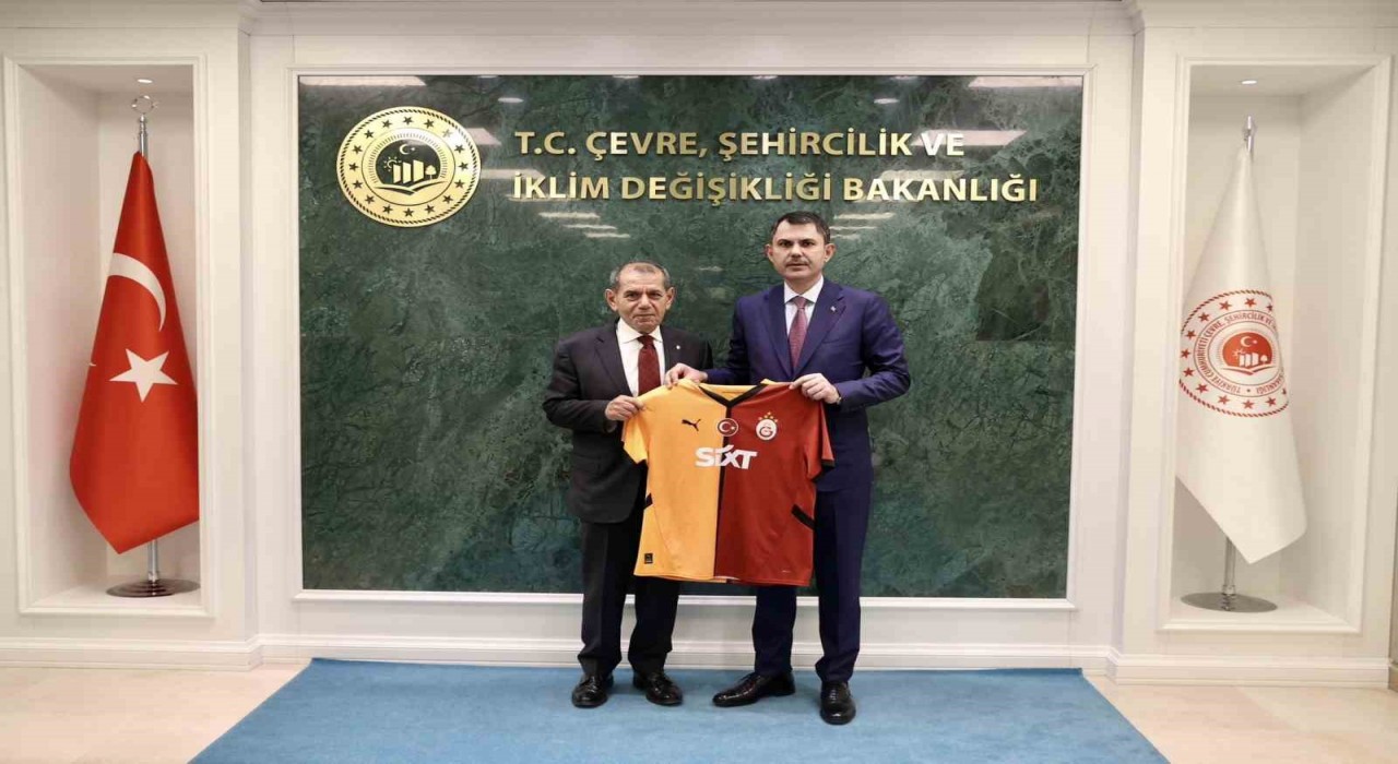 Bakan Kurum, Galatasaray Spor Kulübü Başkanı Özbeki kabul etti
