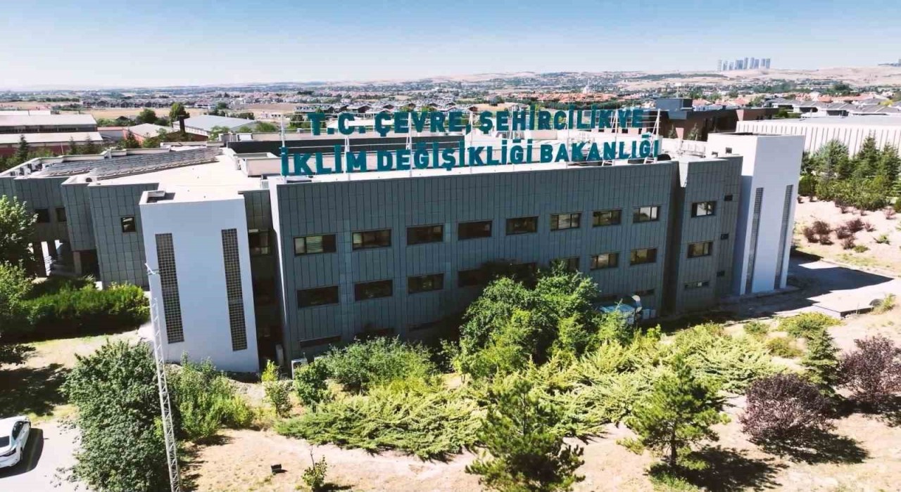 Bakan Kurum: Hava kirliliğiyle mücadelede taviz vermiyoruz