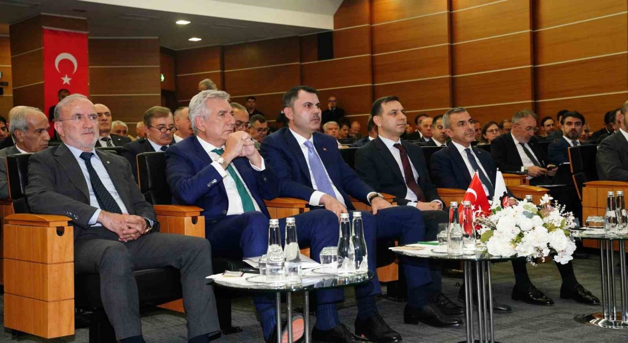 Bakan Kurum: Yıl sonunda 81 ilimizde yeni bir sosyal konut projesi başlıyoruz