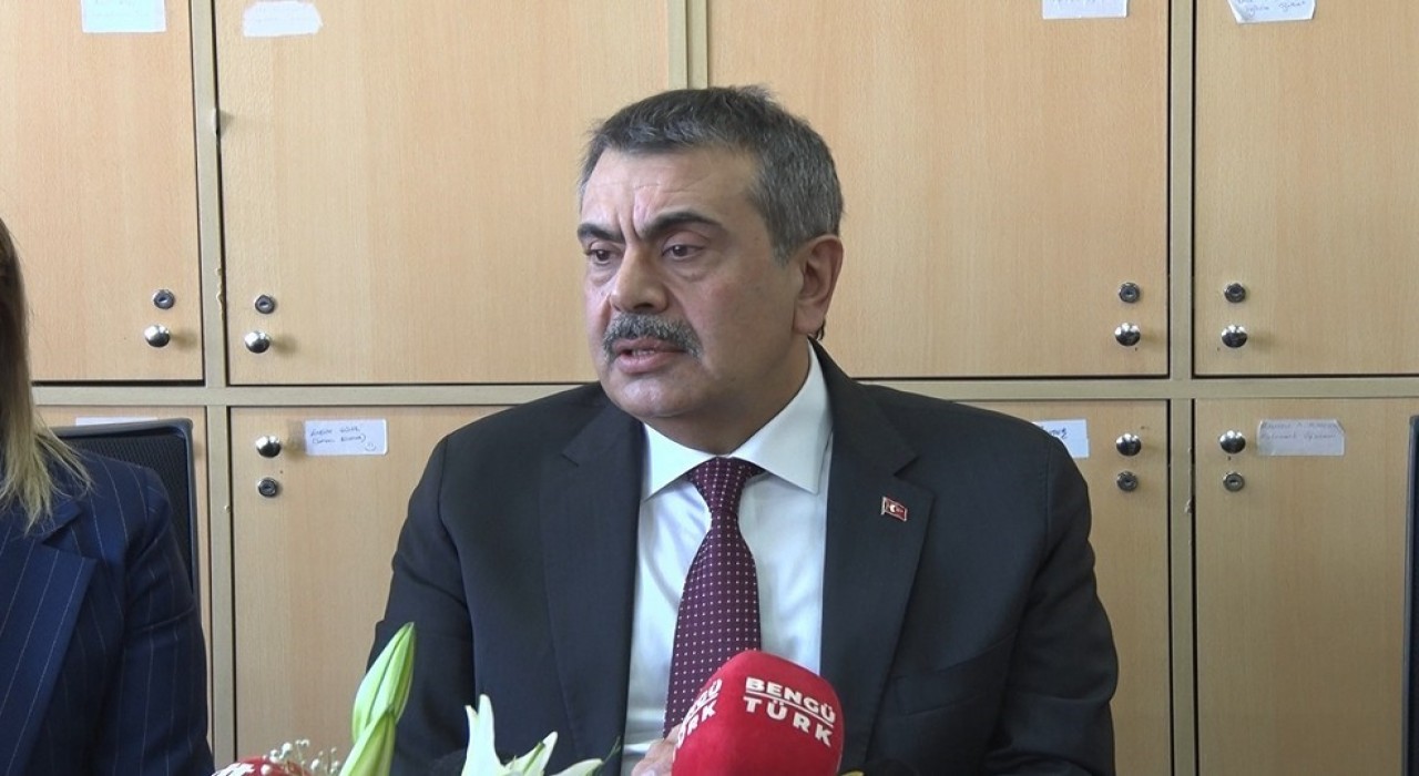 Bakan Tekin: Türkiyedeki 75 bin civarında okulun tamamında bu hafta çocuklarımız için eğlenceli bir finalle noktalayabilecekleri etkinlik haftası var