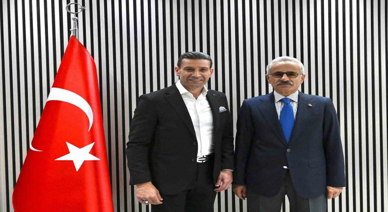 Bakan Uraloğlundan, Türk boksuna destek