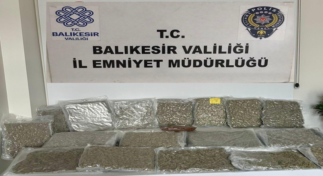 Balıkesirde 19 kilo esrar ele geçirildi