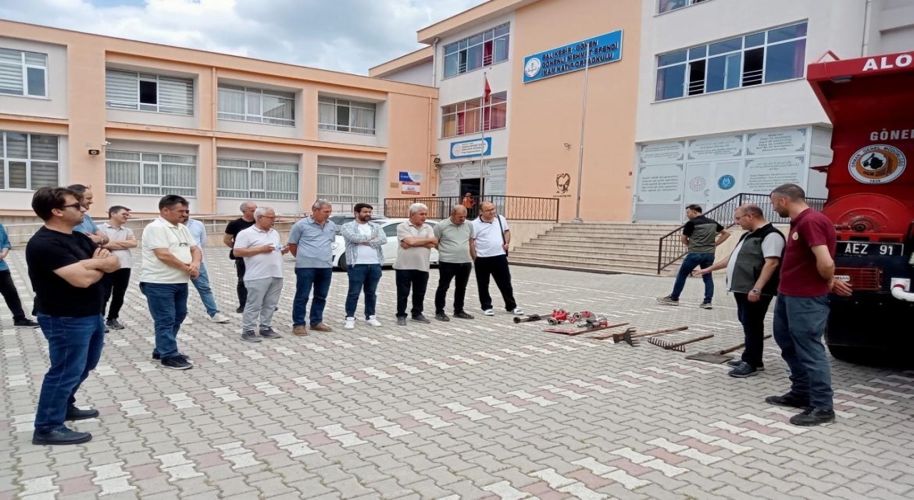 Balıkesirde orman yangınlarına karşı farkındalık eğitimleri sürüyor